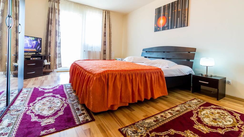 Pensiunea Mountain King Sîmbăta de Sus Exterior foto